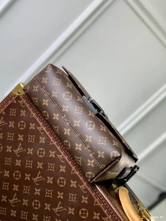 Messenger VUITTON LOUIS S-Cape 0630